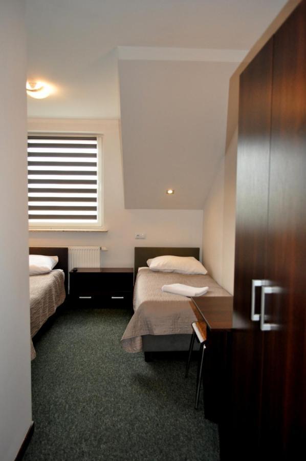 Hotel Pauza Радзин Подляски Екстериор снимка