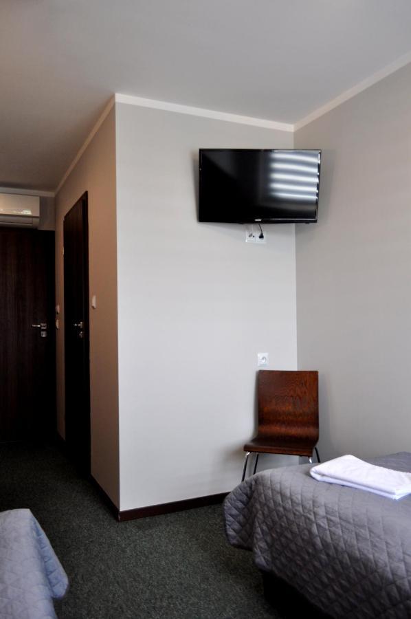 Hotel Pauza Радзин Подляски Екстериор снимка