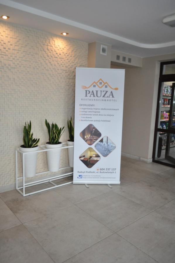 Hotel Pauza Радзин Подляски Екстериор снимка